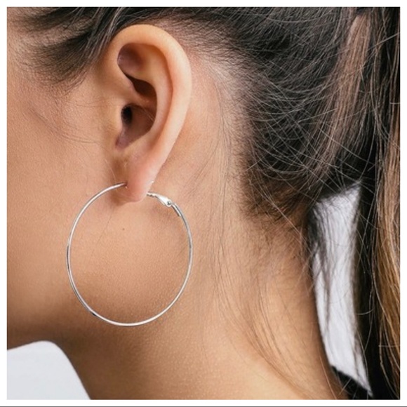 Fabulous Huge Silver Hoop earrings - Picture 7 of 8